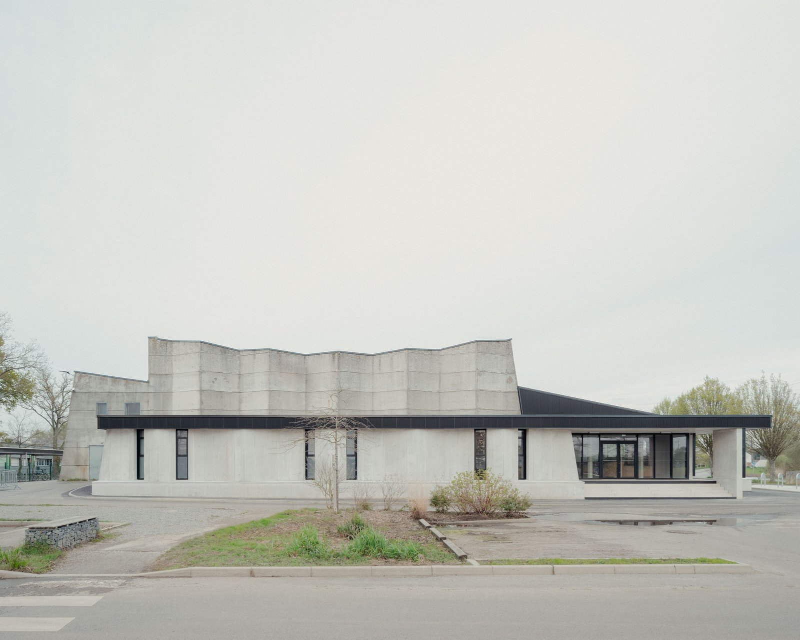 gymnase y. collet – saint-joachim – 2025 – EEUN ARCHITECTURE